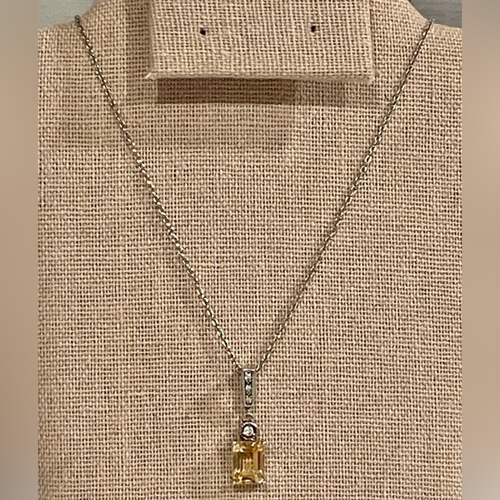 ❗️LAST DAY ON POSH❗️ NEW Sterling Silver Citrine Pendant Necklace 925